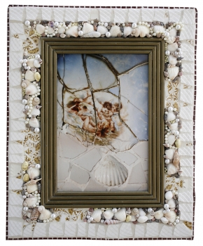 detail_245_Gaudi_Angels_with_Seashells.jpg